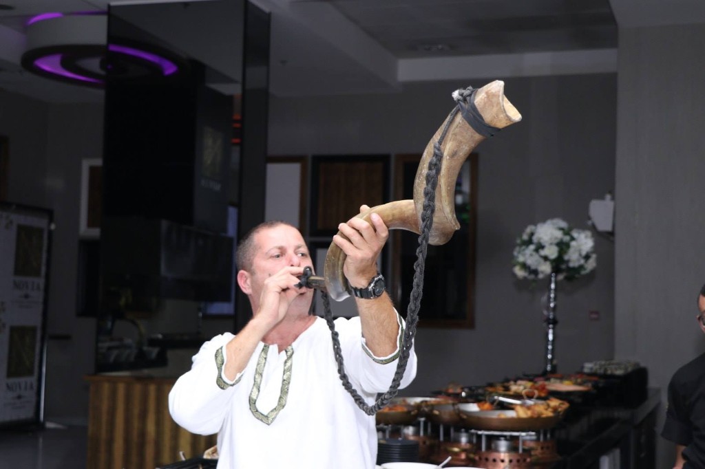 ברית מילה - שופר באירוע משפחתי